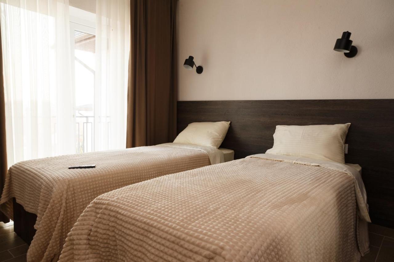 Colinele Aurii Cimislia Hotell Eksteriør bilde