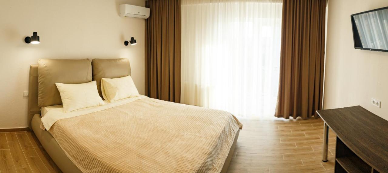 Colinele Aurii Cimislia Hotell Eksteriør bilde